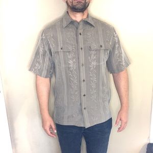 CARIBBEAN Shortsleeve Button Down Shirt Medium